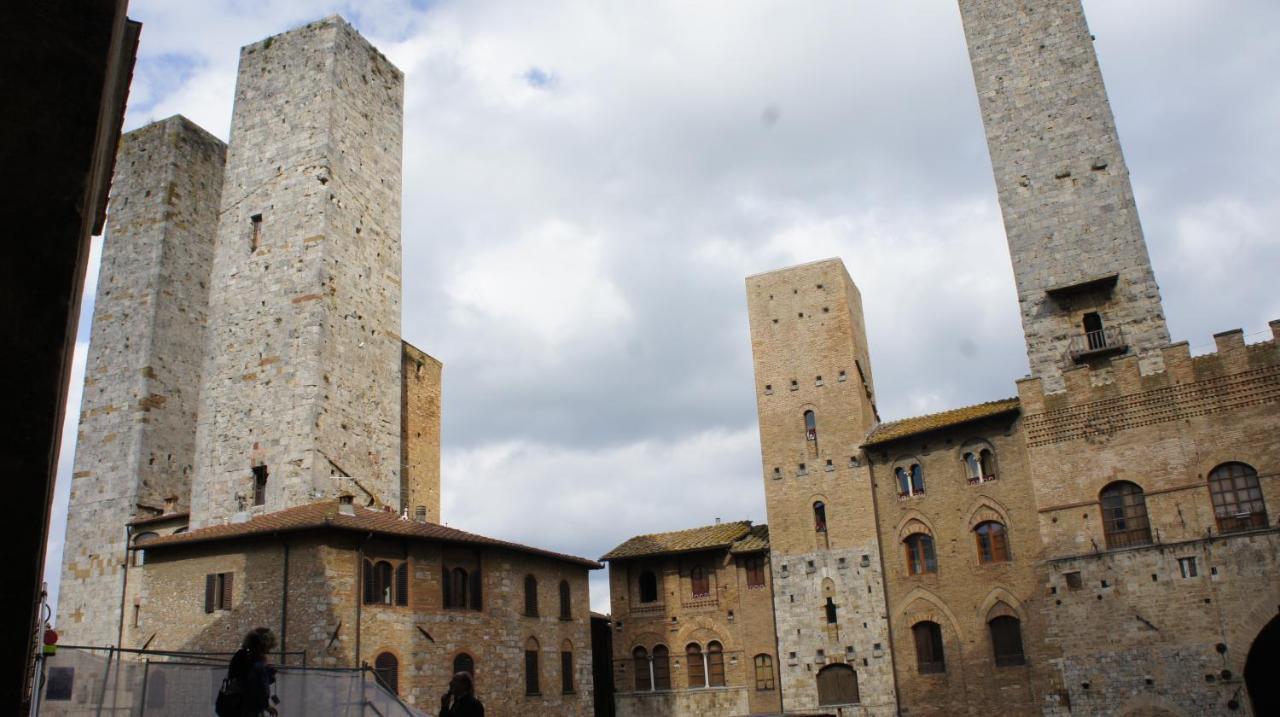 Villa Borgo La Fungaia Gambassi Terme Luaran gambar